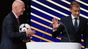 UEFA alista denuncia por &ldquo;gesti&oacute;n desleal&rdquo; contra Infantino, reportan