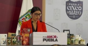 Renuncia Gaby &ldquo;La Bonita&rdquo; S&aacute;nchez; buscar&aacute; la alcald&iacute;a de Puebla en 2027