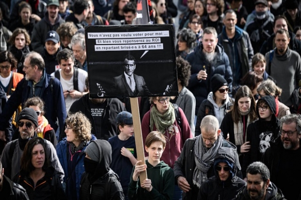 Protestan en Francia contra reforma de pensiones