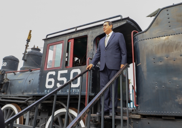 Con rehabilitación del sistema ferroviario, gobierno federal recupera patrimonio de México: Sergio Salomón