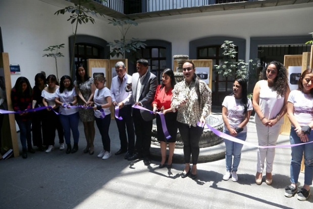 Se inaugura exposición 'Voces de la Violencia Vicaria' en Puebla capital