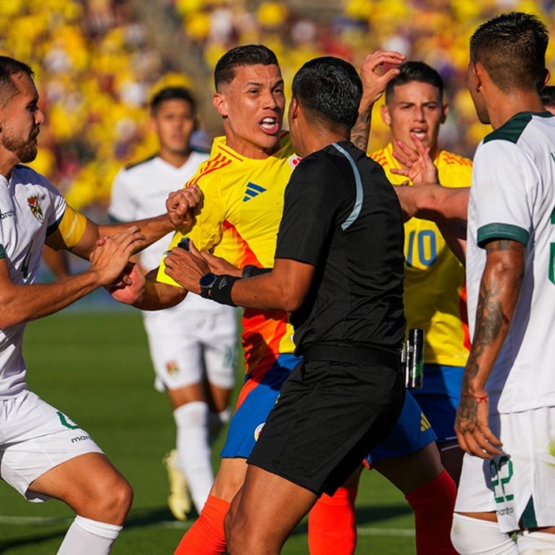 Jugadores de Colombia y Bolivia se van a los golpes en partido amistoso
