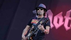 Muere Phil Campbell, Legendario Guitarrista de Mot&ouml;rhead, a los 64 A&ntilde;os