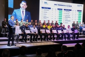 "Puebla agradece" reconoce valor y entrega de quienes protegen a familias: Armenta Mier
