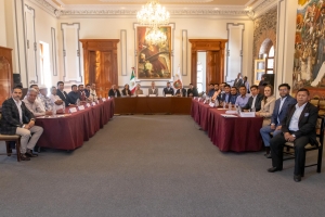 Se reúnen Pepe Chedraui y presidentes de juntas auxiliares de la capital