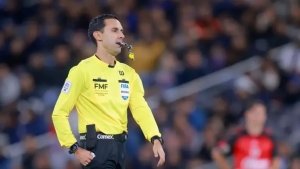 C&eacute;sar Ramos, &aacute;rbitro mexicano, est&aacute; atrapado en el conflicto de Medio Oriente