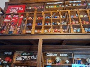 Exhiben en Val'Quirico el Museo del Bal&oacute;n, una muestra del R&eacute;cord Guiness