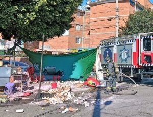 Intensifican revisiones de seguridad en comercios callejeros de Puebla