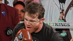 Sali&oacute; Crawford, pero no entr&oacute; 'Canelo'