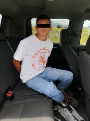 Guardia Nacional y Ej&eacute;rcito Mexicano en coordinaci&oacute;n con Ia Armada, Secretar&iacute;a de Seguridad y Protecci&oacute;n Ciudadana, Fiscal&iacute;a General de la Rep&uacute;blica detuvieron a dos personas y aseguraron un veh&iacute;culo con reporte de robo en el municipio de Esperanza
