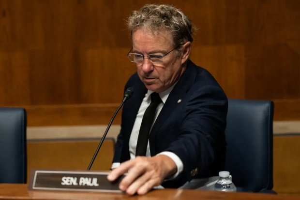 Senadores de EE. UU. planean forzar la votación para prohibir un ataque terrestre en Venezuela