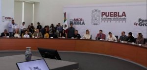 Ayuntamiento de Puebla condona exhumaciones a familiares buscadores: FGE