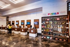 Gobierno de Pepe Chedraui impulsa la venta de artesan&iacute;as y productos poblanos