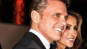 El gesto m&aacute;s rom&aacute;ntico de Paloma Cuevas a Luis Miguel tras la victoria de M&eacute;xico en el Mundial
