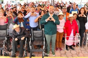 SEDIF abraza a familias de San Jos&eacute; Chiapa con jornada de servicios