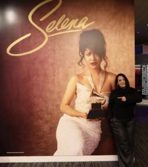 &iquest;Qu&eacute; pas&oacute; con Suzette, la hermana de Selena Quintanilla demandada por 48 millones de d&oacute;lares?