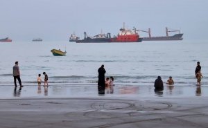 Ej&eacute;rcito de EU ataca buques petroleros iran&iacute;es en el golfo P&eacute;rsico; es en respuesta a agresi&oacute;n de la Guardia Revolucionaria, dice