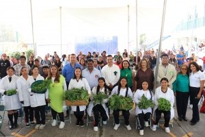 Impulsa Pepe Chedraui primera jornada de capacitaci&oacute;n ambiental en escuelas con huertos escolares