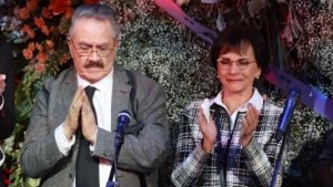 Denuncian a Pedro Sola y Pati Chapoy ante la FGR tras pol&eacute;mica por presunta apolog&iacute;a del maltrato animal
