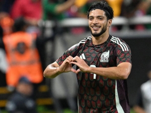 ¡Dos a cero! México corta &#039;malaria&#039; ante EU con partidazo de Raúl Jiménez