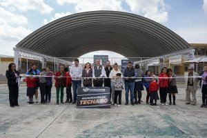 Entrega Pepe Chedraui techado escolar en la Primaria No. 16 Julián Hinojosa