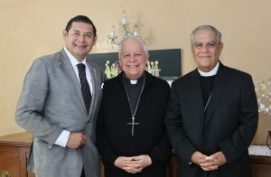 Gobernador Armenta se reúne con autoridades eclesiásticas