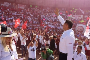 Armenta reúne a 25 mil personas en la Fiesta Democrática de agradecimiento