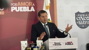 Cambiar&aacute;n estatua del Mausoleo de Zaragoza por una de mayor tama&ntilde;o