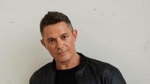 Alejandro Sanz habría salido con fan a la que le llevaba 30 años; ahora lo acusa de hacer algo “moralmente” inaceptable