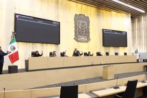 Congreso de Puebla recibe iniciativa para reducir regidur&iacute;as en los ayuntamientos