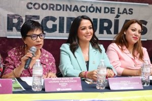 Mujeres artistas exhibir&aacute;n su talento en el "Bazar de Salvajes Creadoras"
