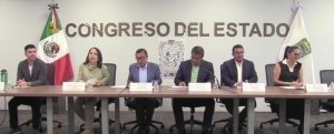 Guadalupe B&aacute;rcenas presenta renuncia voluntaria e irrevocable en Acatl&aacute;n de Osorio