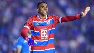 ¿El mejor de la Liga MX? Kevin Mier exhibe a Malagón con contundente dato