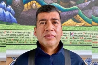 Investigan a jefe de SSP de Tehuacán; fue captado comprando cervezas en una patrulla