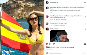 Canas más bikini amarillo, la combinación perfecta de Salma Hayek para lucirse en verano a los 57 años: FOTOS