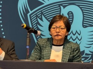 BUAP plantea aumento salarial del 10% para docentes hora clase