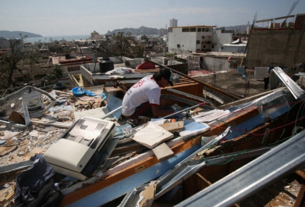 Fitch calcula pérdidas por 16 mil mdd tras huracán Otis en Guerrero