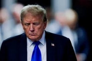 Trump cae en aprobación en sus primeros 100 días de gobierno