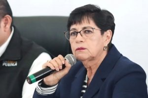 Uber negocia con Puebla permiso de operaci&oacute;n por una d&eacute;cada m&aacute;s