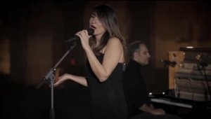 &iquest;Qui&eacute;n es Parastoo Ahmadi, cantante que fue condenada a latigazos en Ir&aacute;n tras concierto sin velo?