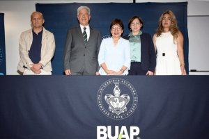 Reconoce la Rectora Lilia Cedillo el crecimiento y consolidación del IFUAP