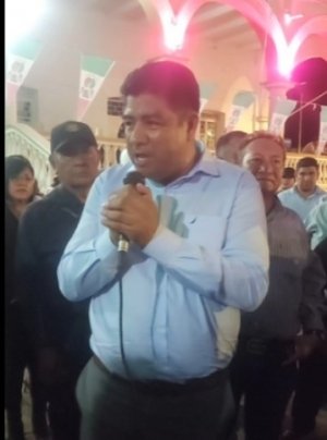 Basta de corrupci&oacute;n y abuso, le dicen al presidente del Concejo de Acatl&aacute;n