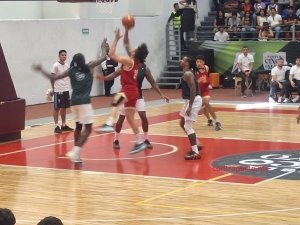 Pierden Lobos Puebla ante Diablos Rojos, en amistoso