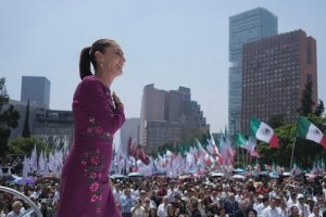 Sheinbaum reivindica avances de la 4T y defiende la soberan&iacute;a nacional