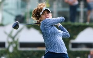 Gaby L&oacute;pez remonta en el Chevron Championship, torneo que domina Nelly Korda