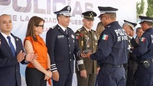 Reconocen a polic&iacute;as de Puebla por trayectoria, desempe&ntilde;o y profesionalizaci&oacute;n