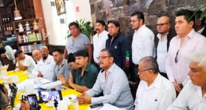 Transportistas piden regularizar unidades aún cuando ellos no respetan acuerdos