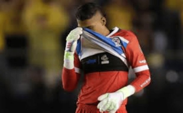 Cruz Azul sacudido: Kevin Mier enfrenta dura demanda por daños y robo de un microondas