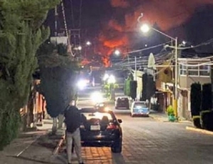 Pobladores queman patrulla y comandancia de Xaltocan, Tlaxcala