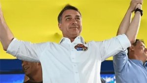Reportan fuga de Fl&aacute;vio Bolsonaro a Estados Unidos tras perder elecciones en Brasil